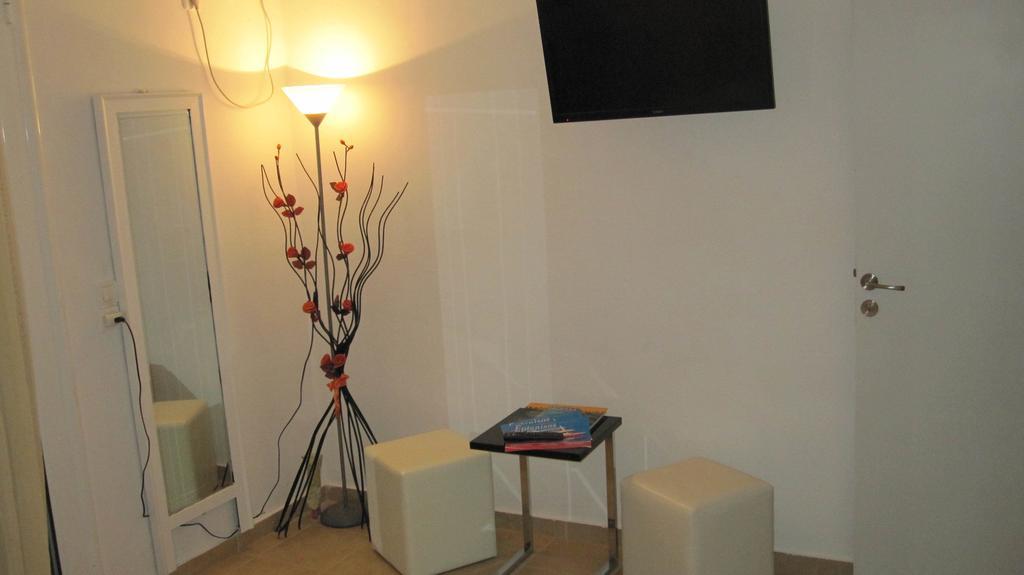 Rodon Apartments Tsoukaládhes Zimmer foto